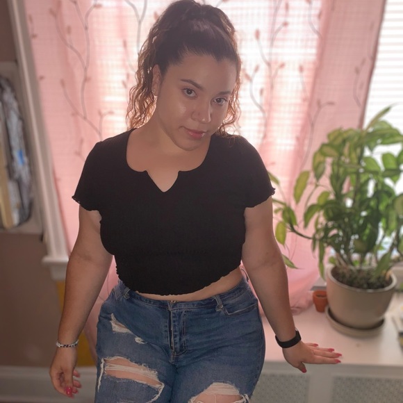 Meet your Posher, Denise - Picture 4 of 7